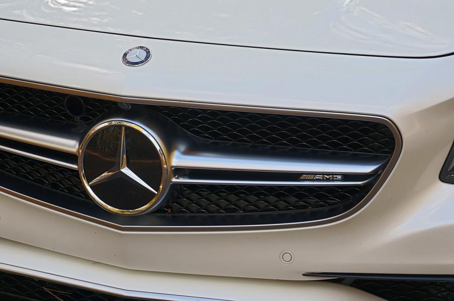  Mercedes-Benz S63 AMG Coupe 2014 года  (US) (фото 14 из 31)